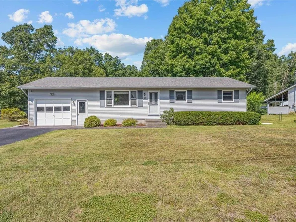 97 Pine Lane, Colchester, VT 05446