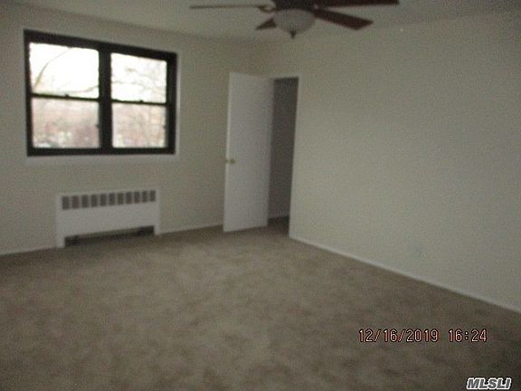 5th image of 57-89 246th Cres #E2