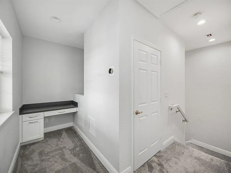 11726 SW Westcliffe Ln — Photo 11