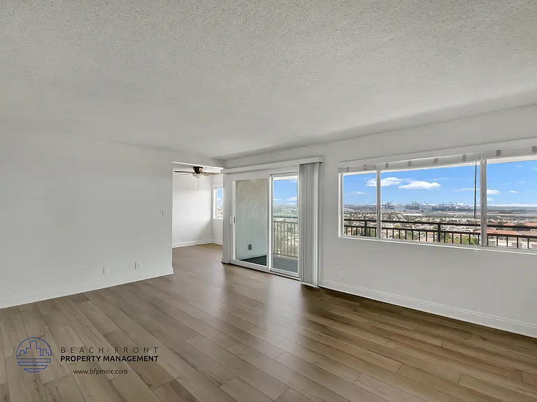 740 W 24th St. — Photo 54