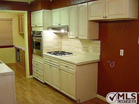 2nd image of 3443 Cloverdale Ln