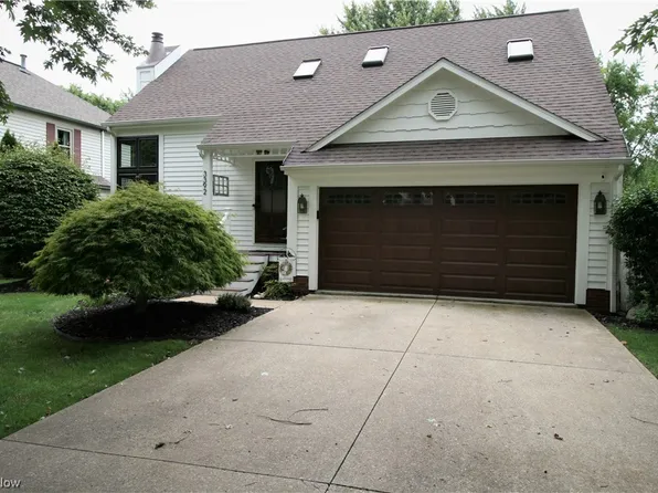 3392 Whitewood St NW, North Canton, OH 44720