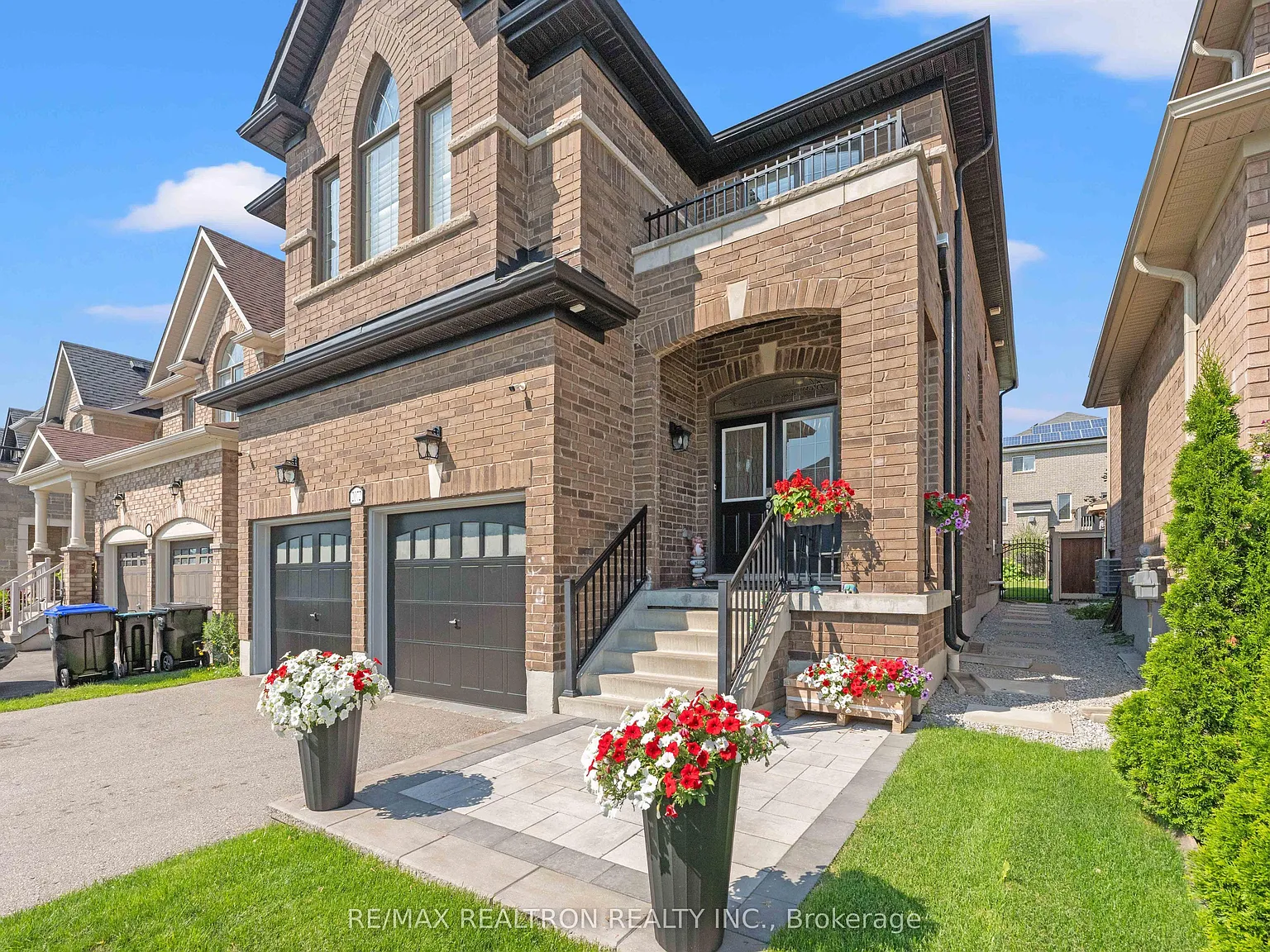 4 bed, $3,200 — Photo 2
