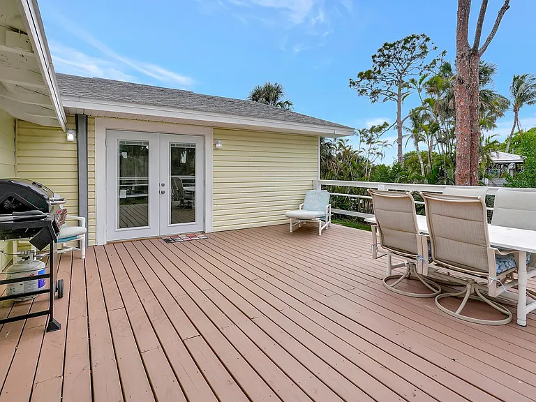 16360 N Oleander Dr — Photo 27