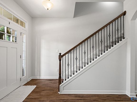 5th image of 111 Sherwin Ave