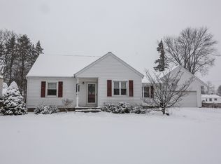 12 Iva Mae Dr, North Chili, NY 14514