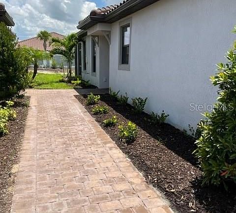 2nd image of 6054 Mesa Gln