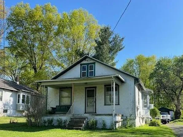 792 E Cedarville Rd, Pottstown, PA 19465