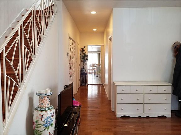 5th image of 7316 11th Ave