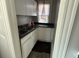 29-31 Lester Ave #1, Pawcatuck, CT 06379