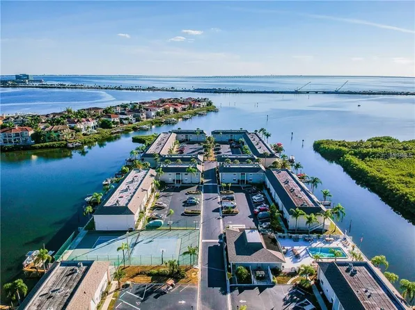 8817 Bay Pointe Dr Unit C108, Tampa, FL 33615