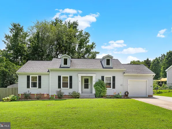 10813 Bent Tree Dr, Fredericksburg, VA 22407