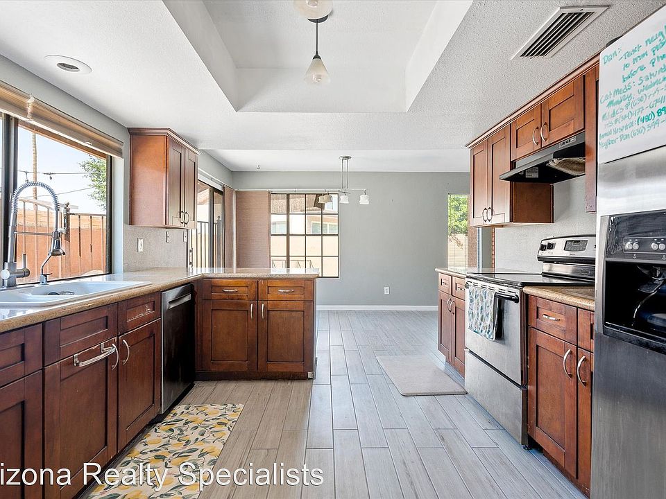 1st image of 2142 S Las Palmas Cir