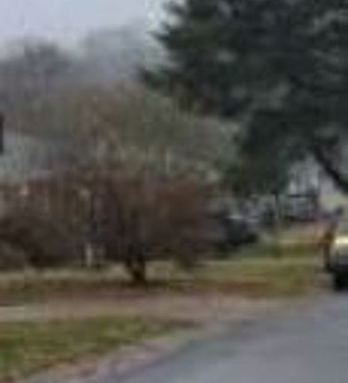 Exterior Neighborhood (street photo)