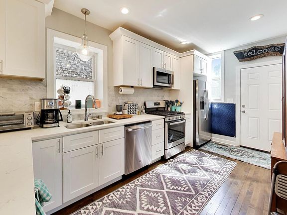 5th image of 3313 N Kenneth Ave