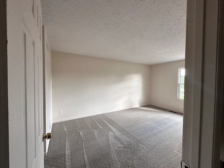 7016 Wembley Ct — Photo 30