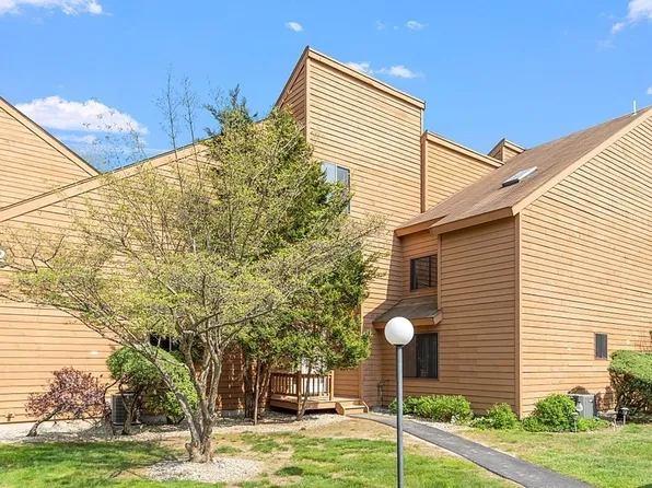 48 Danforth Ct, Haverhill, MA 01832