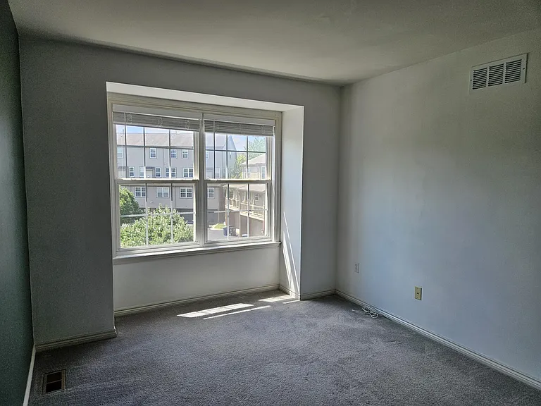 3041 Barclay Way — Photo 10