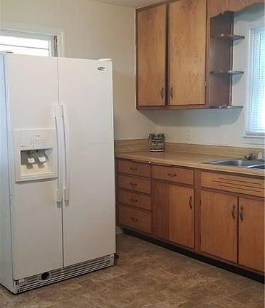 4th image of 267 Buckeye Ave