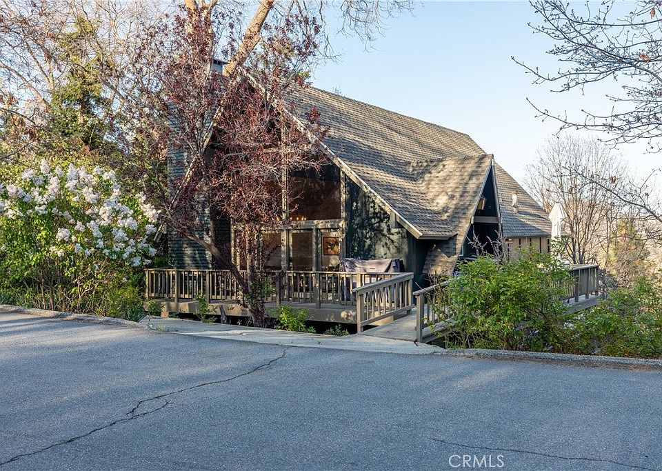 1st image of 1145 Voltaire Dr