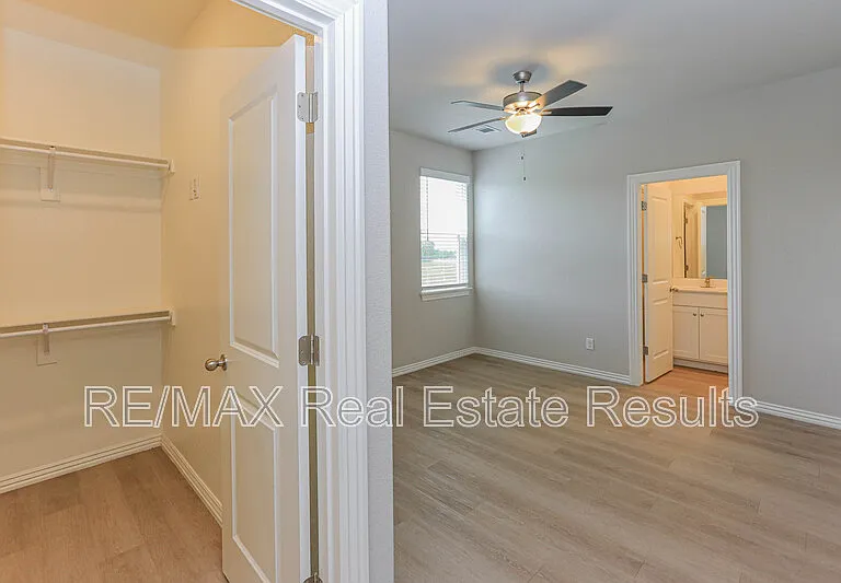 1401 Poigai Way #1 — Photo 26