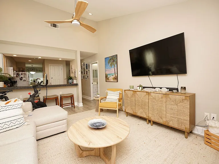 1503 Green Acres Blvd #E — Photo 13