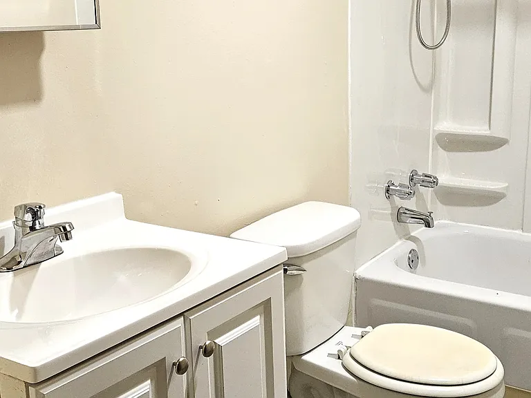 525 Larimer Ave #18 — Photo 13