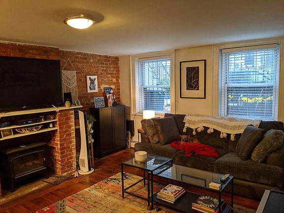 3rd image of 101 Lafayette St