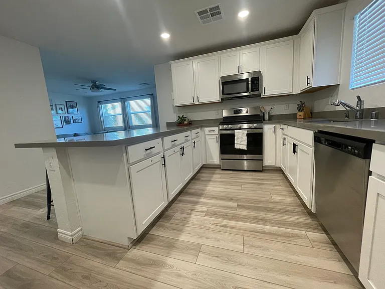 6152 Foxes Dale St — Photo 5
