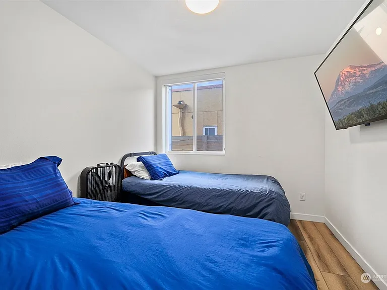 515 S Sullivan St #515 — Photo 7