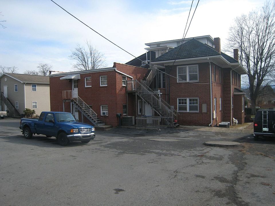 Abundant Parking in Back