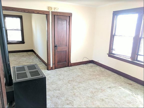 4th image of 2606 N Oak Park Ave