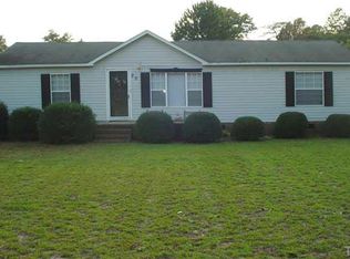 20 Pine Oak Ln, Dunn, NC 28334