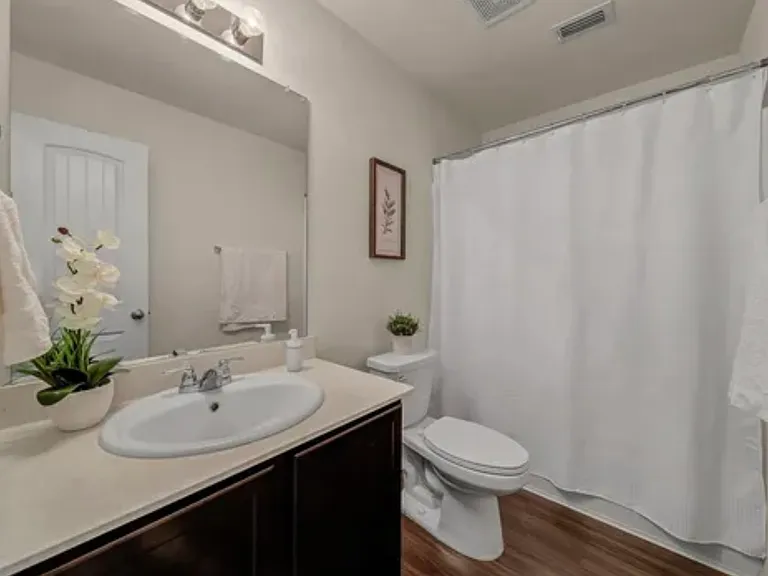 5689 McClelland St — Photo 3