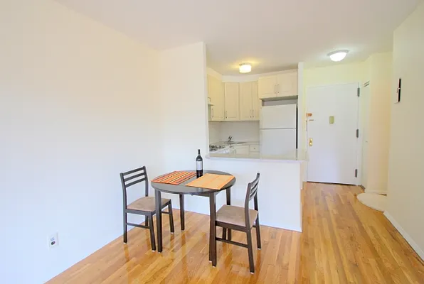 Rented by Citi Habitats | media 21