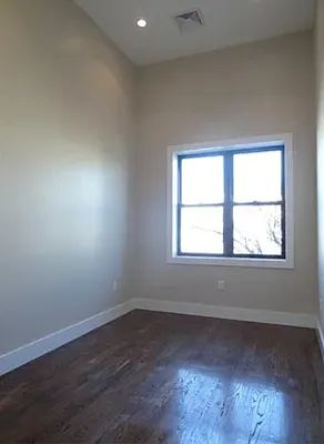 Rented by Lodger Corp | media 21