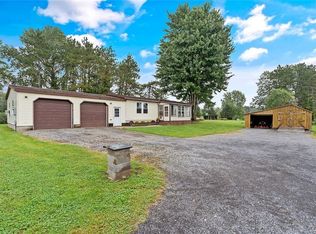 288 Peter Scott Rd, Pennellville, NY 13132
