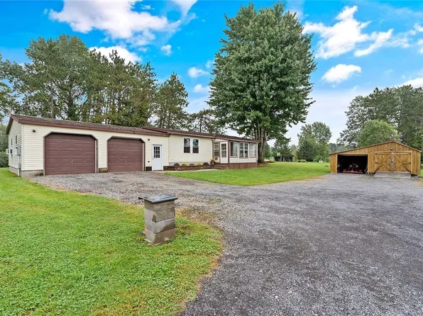 288 Peter Scott Rd, Pennellville, NY 13132
