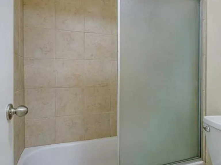 218 Raintree Dr — Photo 13