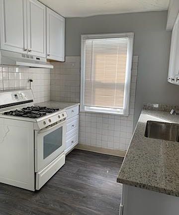 4th image of 4021 E 144th St