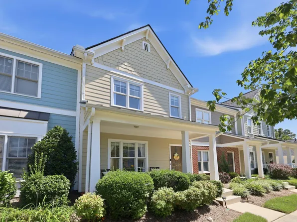 11034 David Stone Dr, Chapel Hill, NC 27517