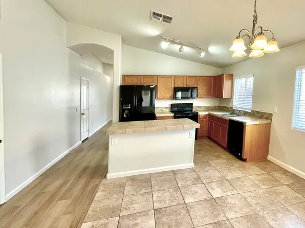12005 W Holly St, Avondale, AZ 85392