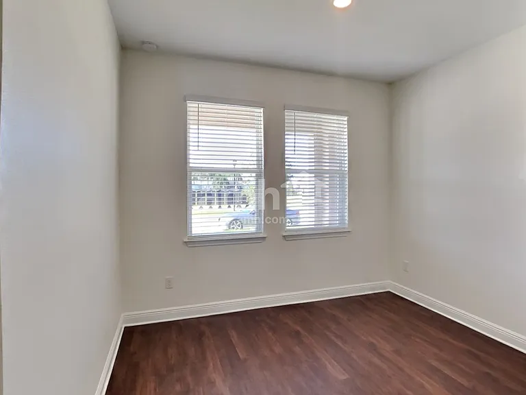 27478 Saint Andrews Ave — Photo 19