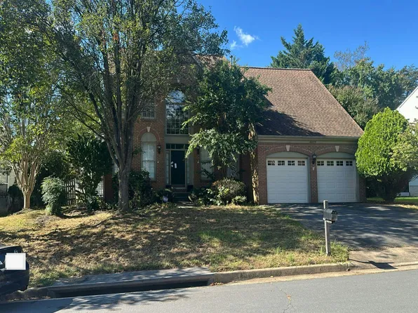 46873 Backwater Dr, Sterling, VA 20164