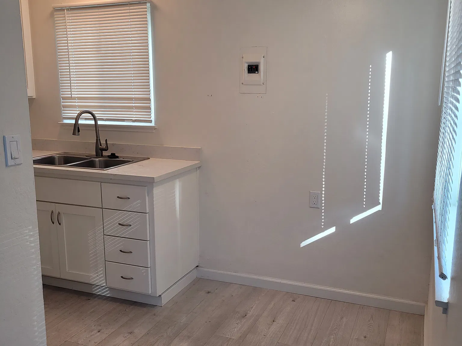 1 bed, 575 sqft, $1,900 — Photo 3