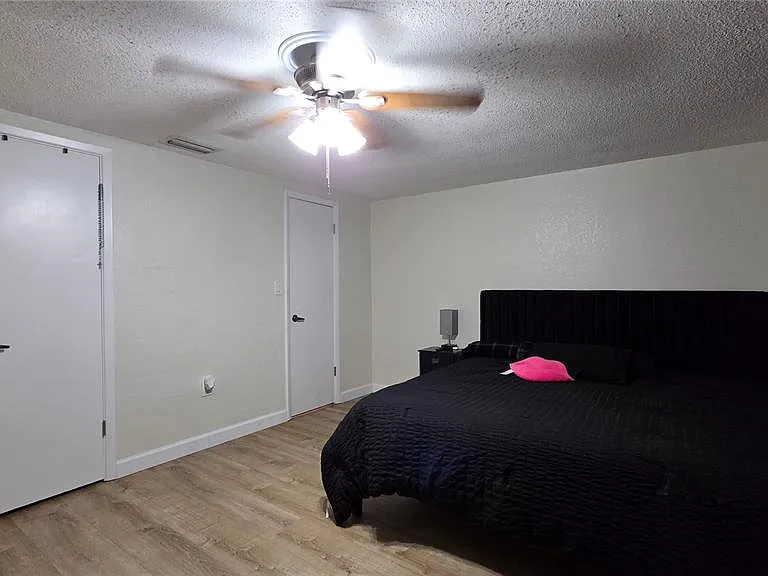 7340 Brentwood Dr — Photo 16