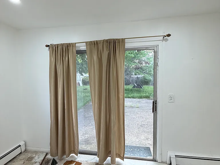 528 Jayne Blvd #1F — Photo 20