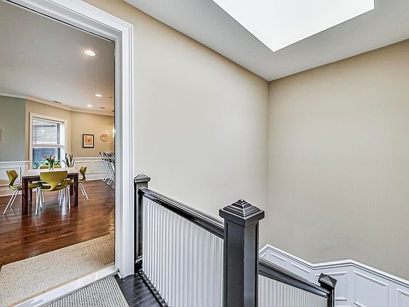 3rd image of 5016 S Blackstone Ave APT 3S