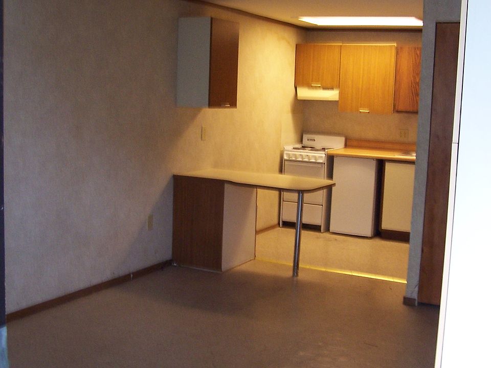 1st image of 8107E Glen Hollow Dr