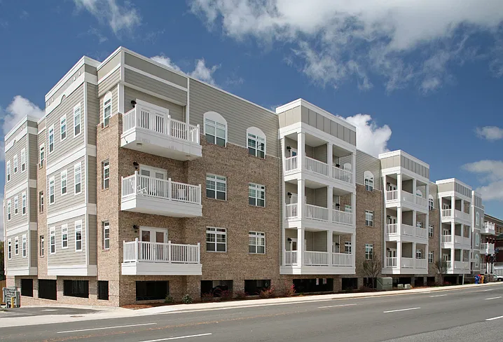 2 bed, 1100 sqft, $1,450 — Photo 1